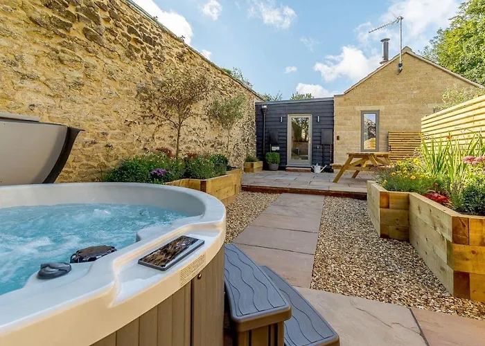 Rinstone Lodge, Thornton-Le-Dale. Moors Cottage With Hot Tub Thornton Dale photo
