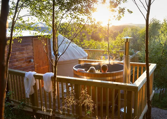 Yurtshire Eavestone Lake - Birch Yurt Ripon photo