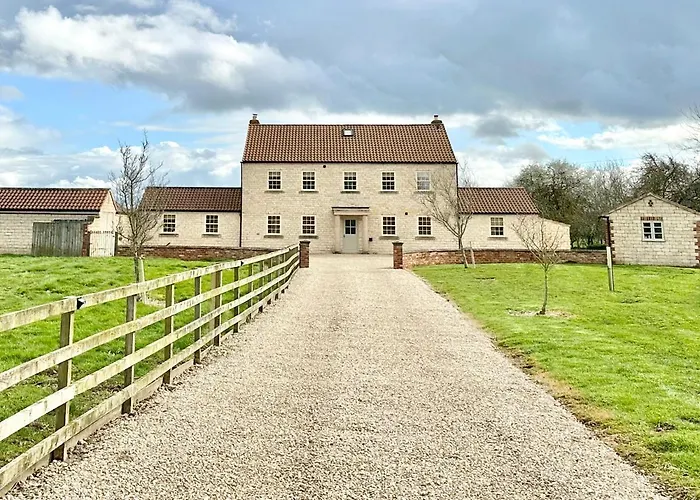 Salton Lodge photo