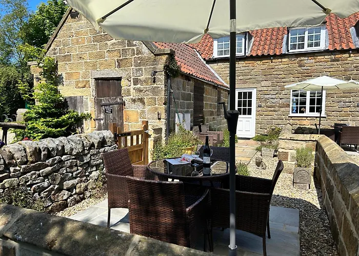 Smugglers Rock Cottage Ravenscar photo