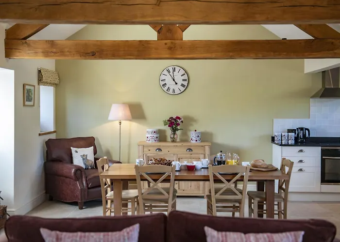 The Stables Villa Grewelthorpe photo