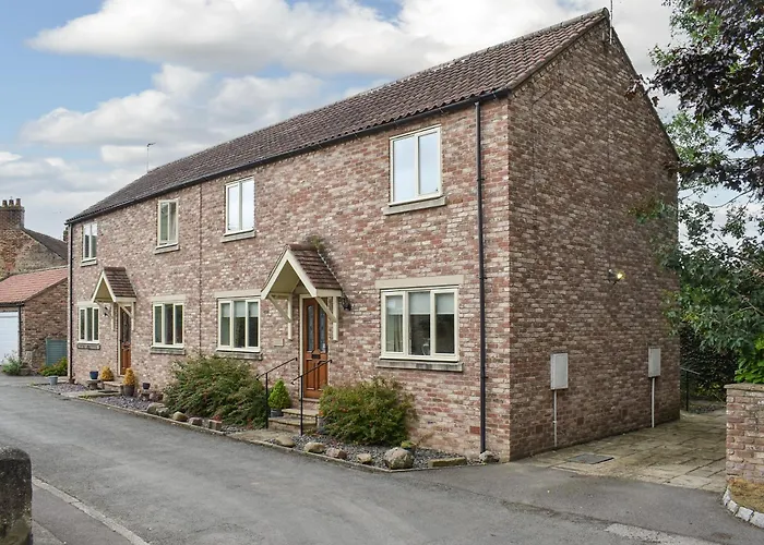 Beckside Cottage Bishop Monkton photo