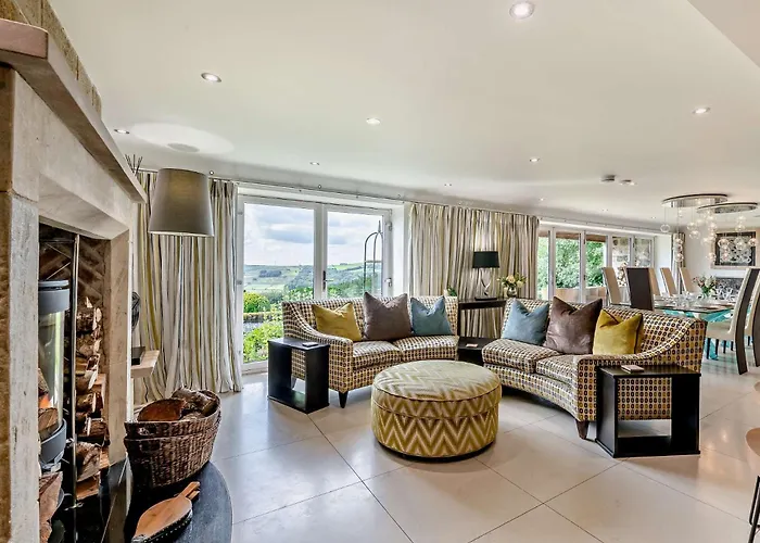 5 Bed In Harrogate 95414 Villa Fewston photo