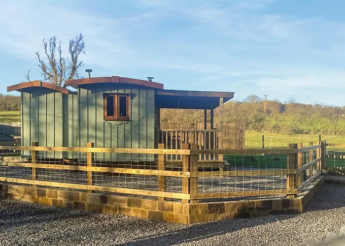 Keldholme Shepherds Hut Two - Uk48621 Kirkbymoorside photo