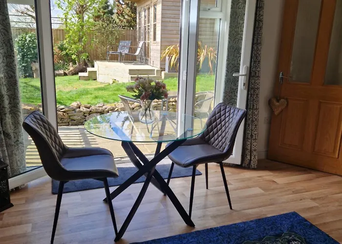 Honeybee Hideaway Villa Brompton  fotoğrafı