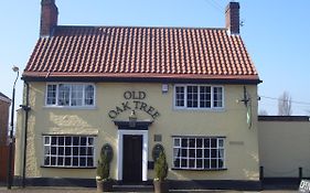 Old Oak Tree photos Exterior